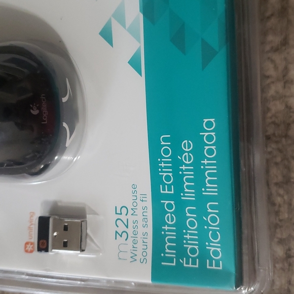 Logitech M 325 Wireless Optical Mouse with Designed-For-web scrolling. - Picture 2 of 6